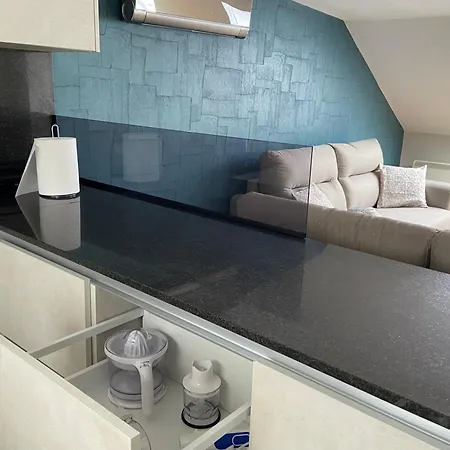 Apartman Atico 22 - Centrico, Aire Acondicionado Y Parking